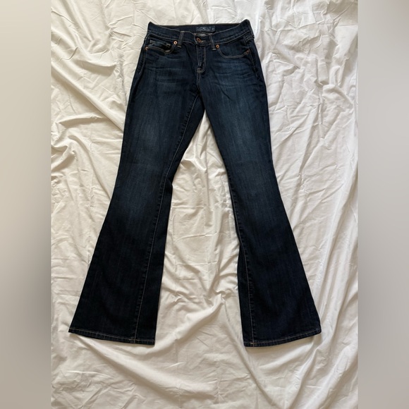 Lucky Brand Dark Blue Low Rise Flare Jeans - Picture 1 of 5